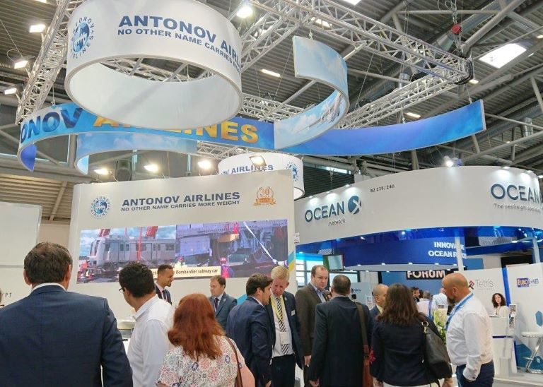 這家公司 ANTONOV 安托諾夫 航空科學技術聯合體，是一家烏克蘭的國營航空器製造與運輸服務公司